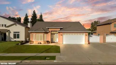 1110 Lincoln St, Tulare, CA 93274
