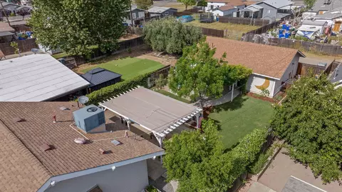 View/Area - 533 S E St, Exeter, CA 93221 photo 1 of 5
