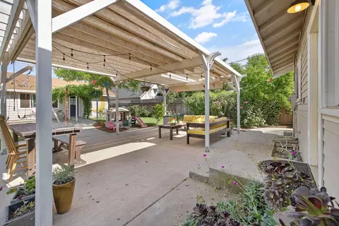 Exterior - 533 S E St, Exeter, CA 93221 photo 8 of 16