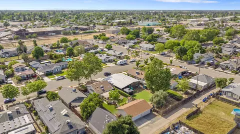 View/Area - 533 S E St, Exeter, CA 93221 photo 3 of 5