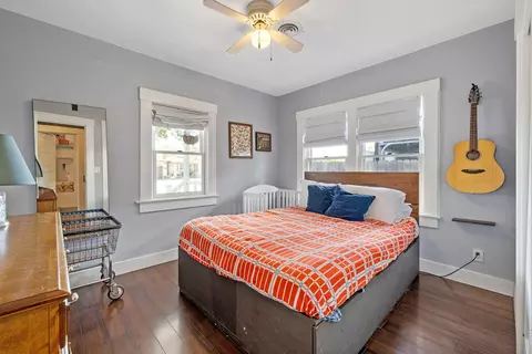 Bedroom - 533 S E St, Exeter, CA 93221 photo 1 of 2