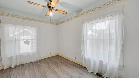 Bedroom - 104 N Orange Ave, Exeter, CA 93221 photo 2 of 5