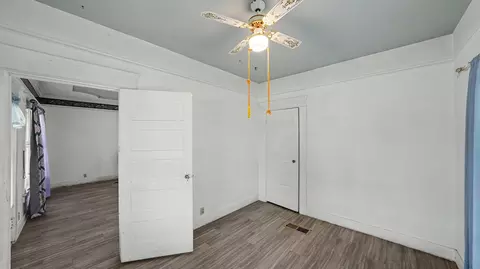 Bedroom - 104 N Orange Ave, Exeter, CA 93221 photo 4 of 5