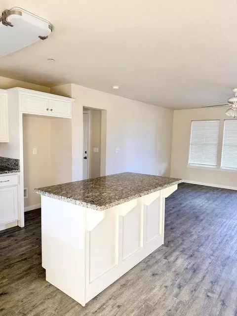 Kitchen - 1310 N Belmont Rd, Exeter, CA 93221 photo 4 of 4