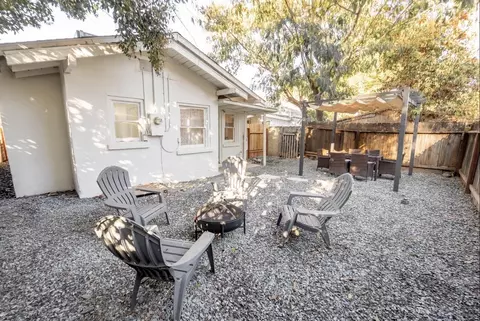 Exterior - 232 Ash St, Exeter, CA 93221 photo 4 of 4