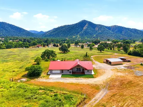 View/Area - 39348 Dunlap Rd, Dunlap, CA 93621 photo 3 of 19
