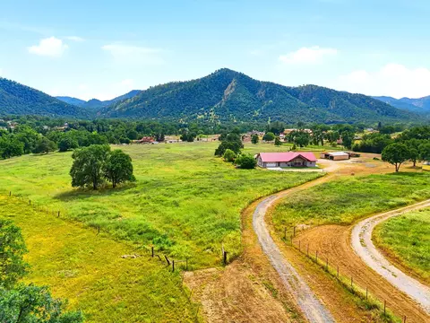 View/Area - 39348 Dunlap Rd, Dunlap, CA 93621 photo 7 of 19