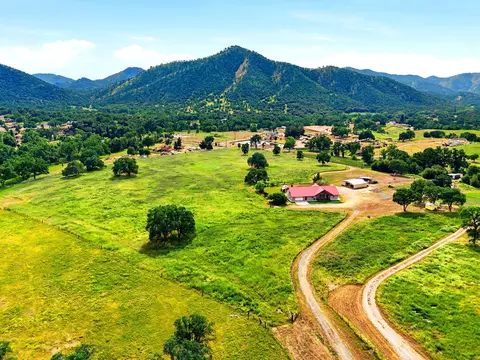 View/Area - 39348 Dunlap Rd, Dunlap, CA 93621 photo 8 of 19