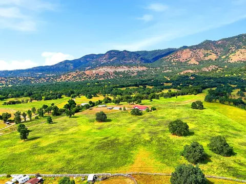 View/Area - 39348 Dunlap Rd, Dunlap, CA 93621 photo 15 of 19
