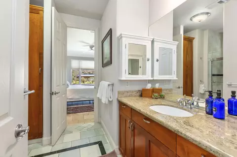 Bath - 42000 N Fork Dr, Three Rivers, CA 93271 photo 3 of 5