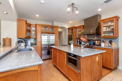 Kitchen - 42000 N Fork Dr, Three Rivers, CA 93271 photo 1 of 2