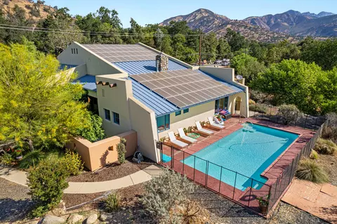 Exterior - 42000 N Fork Dr, Three Rivers, CA 93271 photo 4 of 13