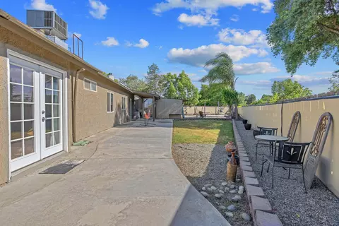 Exterior - 3605 E School Ct, Visalia, CA 93292 photo 6 of 14