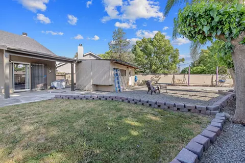 Exterior - 3605 E School Ct, Visalia, CA 93292 photo 8 of 14