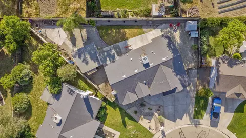 View/Area - 3605 E School Ct, Visalia, CA 93292 photo 1 of 4