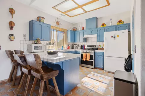 Kitchen - 3605 E School Ct, Visalia, CA 93292 photo 2 of 3