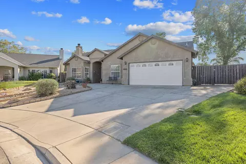 Exterior - 3605 E School Ct, Visalia, CA 93292 photo 3 of 14
