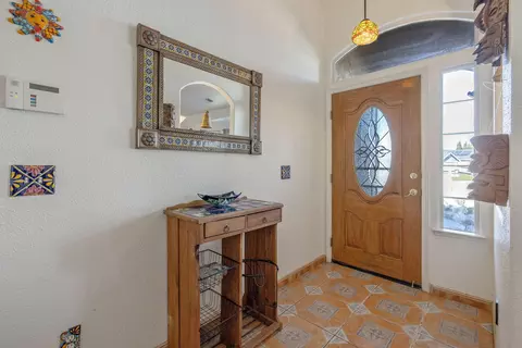 Entry Way - 3605 E School Ct, Visalia, CA 93292 photo 1 of 5
