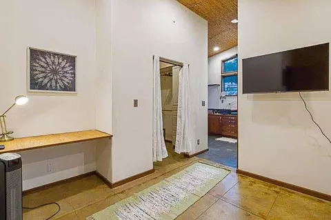 Entry Way - 44879 Dinely Dr, Three Rivers, CA 93271 photo 4 of 4