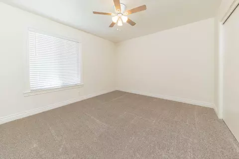 Bedroom - 797 Elderwood Ln, Lemoore, CA 93245 photo 6 of 7