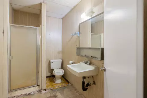 Bath - 241 S F St, Exeter, CA 93221 photo 1 of 1