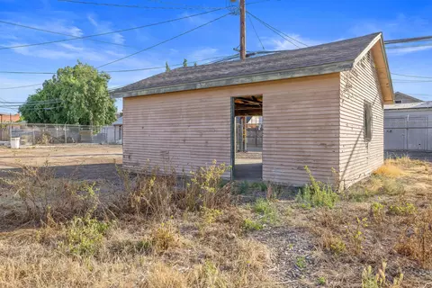 Exterior - 241 S F St, Exeter, CA 93221 photo 8 of 13