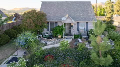 960 E Morton Hl, Porterville, CA 93257