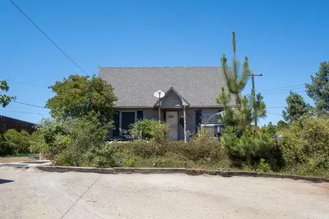 960 E Morton Hl, Porterville, CA 93257
