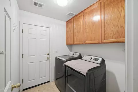 Other - 719 E Ferguson Ave, Visalia, CA 93292 photo 4 of 6