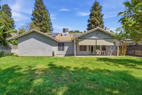 Exterior - 719 E Ferguson Ave, Visalia, CA 93292 photo 5 of 7
