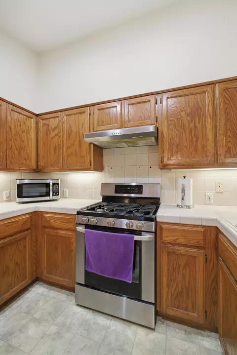 Kitchen - 719 E Ferguson Ave, Visalia, CA 93292 photo 3 of 9
