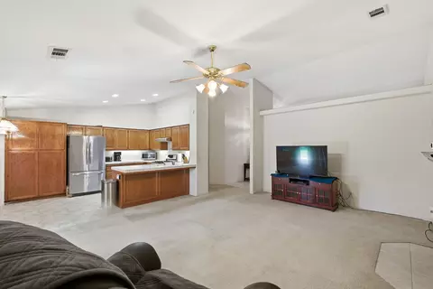 Other - 719 E Ferguson Ave, Visalia, CA 93292 photo 3 of 6