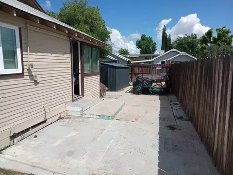 Exterior - 321 N Orange Ave, Exeter, CA 93221 photo 11 of 12
