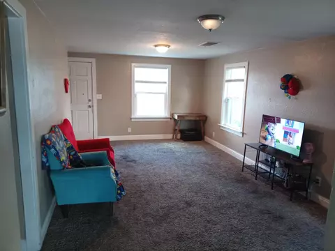 Living - 321 N Orange Ave, Exeter, CA 93221 photo 1 of 3