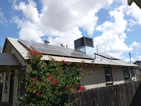 Exterior - 321 N Orange Ave, Exeter, CA 93221 photo 6 of 12
