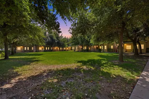 Exterior - 142 S Filbert Rd, Exeter, CA 93221 photo 8 of 8