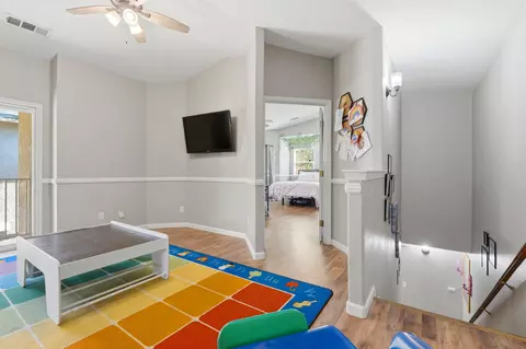Entry Way - 142 S Filbert Rd, Exeter, CA 93221 photo 6 of 6