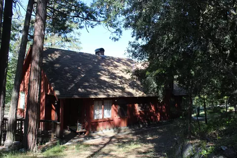315 Grandview Dr, Springville, CA 93265