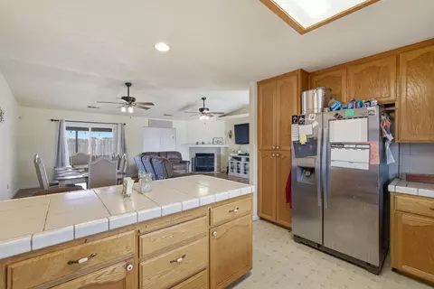 Kitchen - 505 Westgate Pl, Lemoore, CA 93245 photo 6 of 6