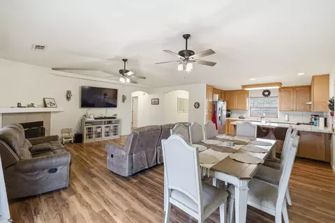 Other - 505 Westgate Pl, Lemoore, CA 93245 photo 3 of 9