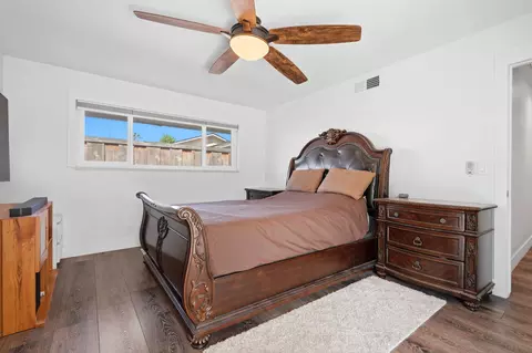 Bedroom - 365 E Sycamore Dr, Hanford, CA 93230 photo 4 of 6