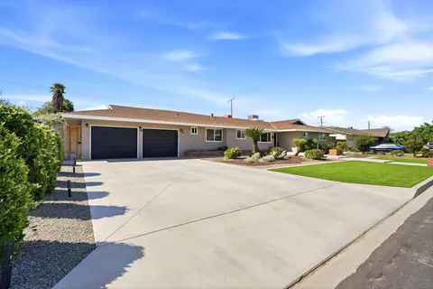 Exterior - 365 E Sycamore Dr, Hanford, CA 93230 photo 2 of 14