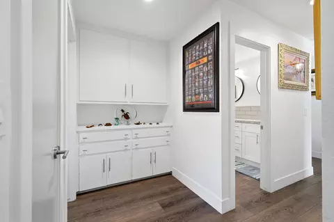Entry Way - 365 E Sycamore Dr, Hanford, CA 93230 photo 3 of 3