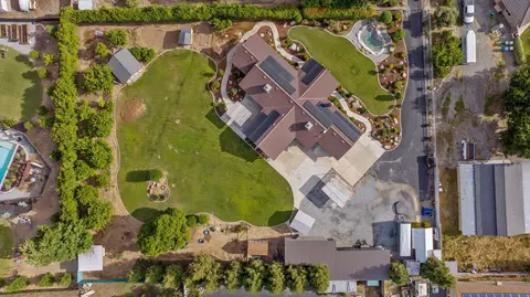 View/Area - 27906 Morgans Dr, Exeter, CA 93221 photo 10 of 11