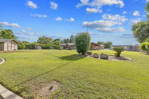 Exterior - 27906 Morgans Dr, Exeter, CA 93221 photo 15 of 27