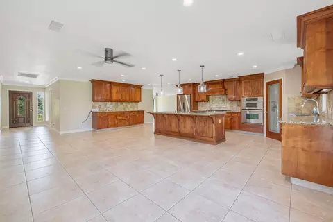 Other - 27906 Morgans Dr, Exeter, CA 93221 photo 3 of 8