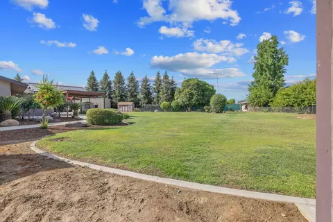 Exterior - 27906 Morgans Dr, Exeter, CA 93221 photo 11 of 27
