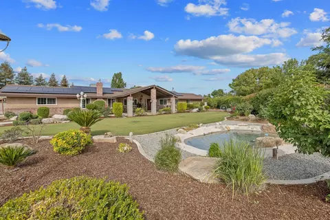 Exterior - 27906 Morgans Dr, Exeter, CA 93221 photo 2 of 27