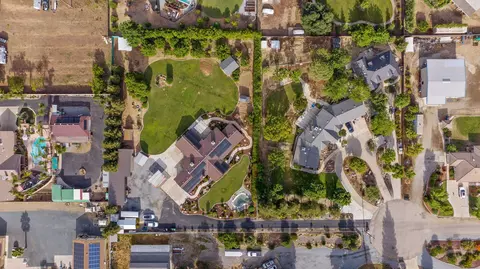 View/Area - 27906 Morgans Dr, Exeter, CA 93221 photo 11 of 11