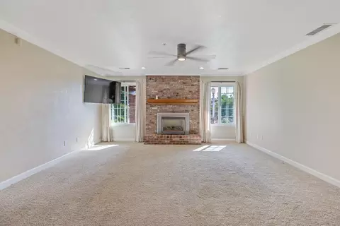 Living - 27906 Morgans Dr, Exeter, CA 93221 photo 3 of 4